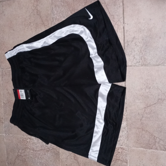 BRAND NEW NIKE MENS BASEBALL SHORT - Picture 16 of 16